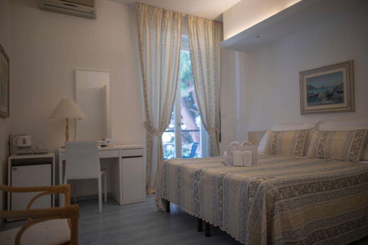 ספוטורנו Hotel Ligure מראה חיצוני תמונה