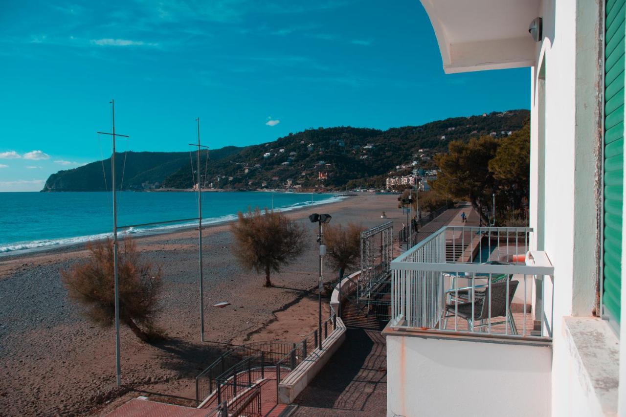 ספוטורנו Hotel Ligure מראה חיצוני תמונה