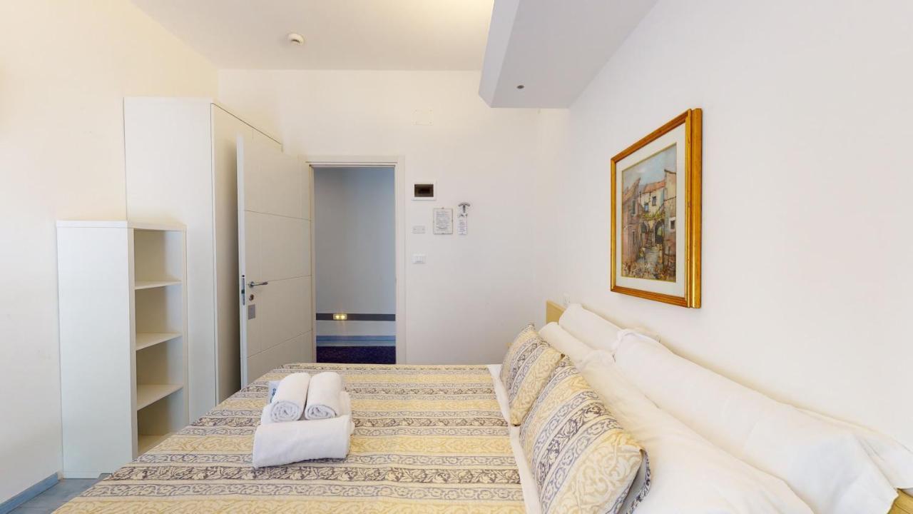 ספוטורנו Hotel Ligure מראה חיצוני תמונה