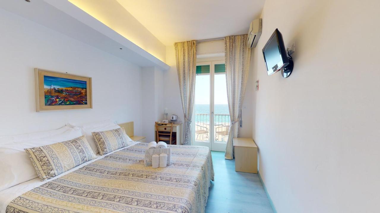ספוטורנו Hotel Ligure מראה חיצוני תמונה