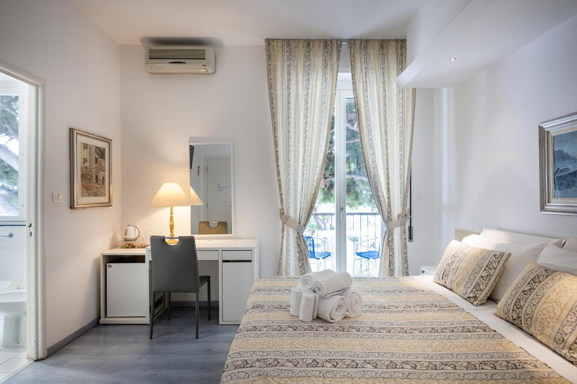 ספוטורנו Hotel Ligure מראה חיצוני תמונה