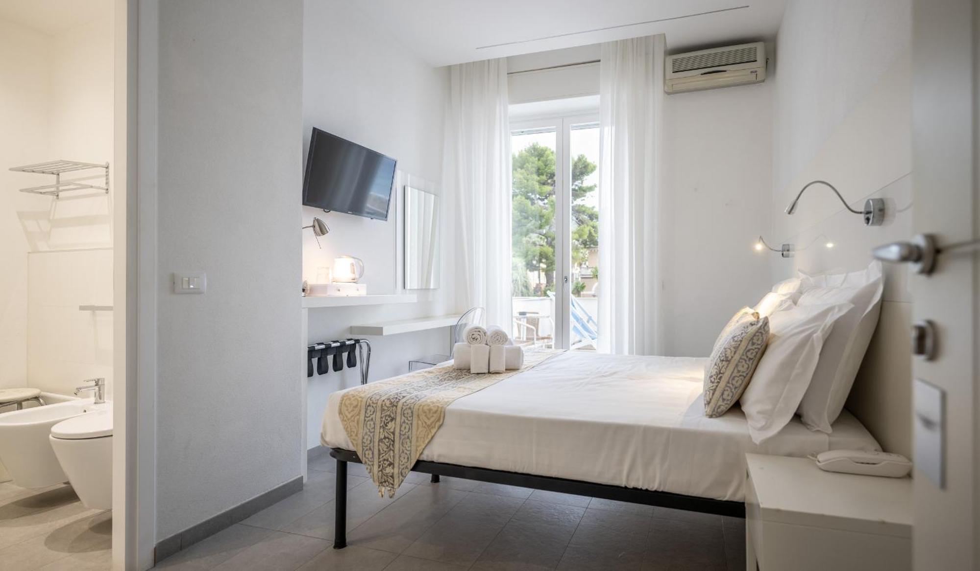 ספוטורנו Hotel Ligure מראה חיצוני תמונה