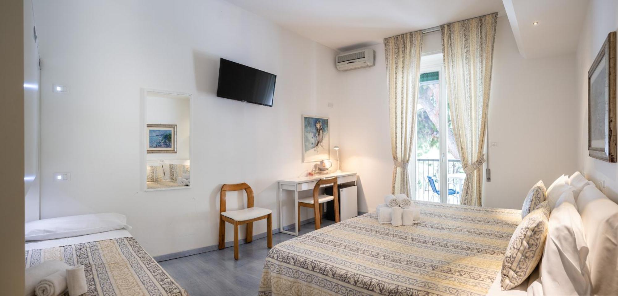 ספוטורנו Hotel Ligure מראה חיצוני תמונה